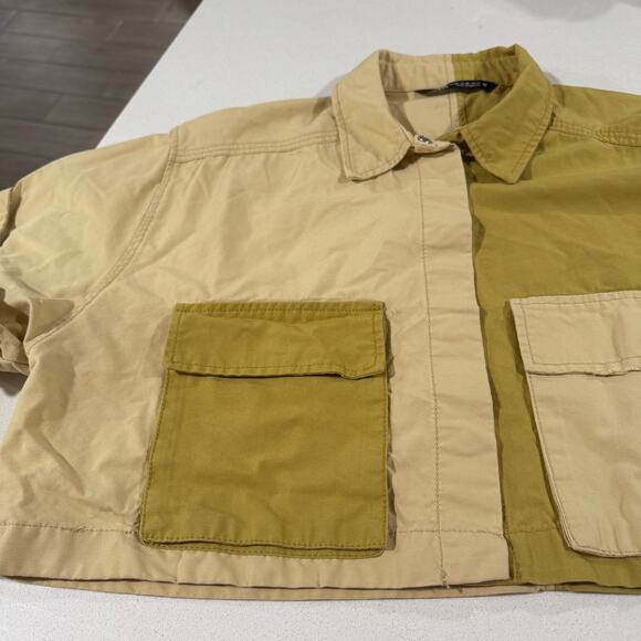 Zara Bloggers Overshirt Medallion Cropped Jacket Embroidered Patches Women XL - Picture 9 of 12